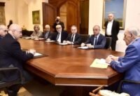 صورة للرئيس نبيه بري يترأس اجتماعاً لهيئة مكتب المجلس النيابي في عين التينة