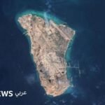 جزيرة خرج الإيرانية: الأهمية الاستراتيجية وتداعيات التهديدات الأمريكية 8 صورة جوية لجزيرة خرج الإيرانية تظهر منشآت النفط والأرصفة البحرية