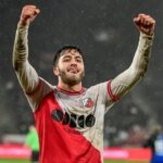 صورة لسفيان الكرواني بقميص نادي أوتريخت أو المنتخب المغربي