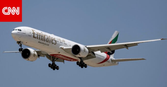 طيران الإمارات، تعليق الرحلات، دبي، توترات إقليمية، إغلاق المجال الجوي، مطار دبي الدولي