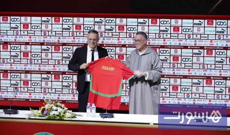 محمد وهبي خلال تقديمه مدربًا جديدًا للمنتخب المغربي لكرة القدم في مركز محمد السادس.