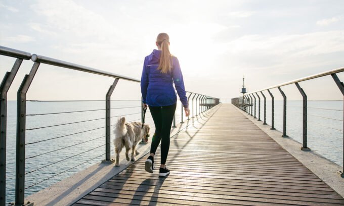 Age-Proof Your Memory: The Exercise Prescription for Lasting Cognitive Health 7 An active senior person exercising outdoors, symbolizing healthy aging and cognitive vitality.