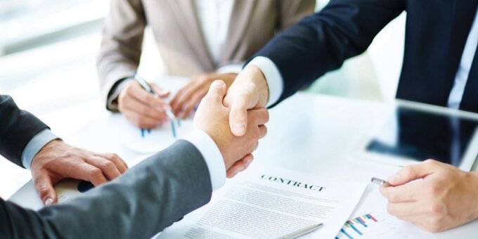 Graphique illustrant la répartition des recettes fiscales locales au Maroc, avec un focus sur les contributions des TPME et les transferts de l'État.