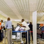 Kinshasa : 3,5 millions de dollars saisis à l'aéroport, un mystère qui secoue la RDC 4 Kinshasa : 3,5 millions de