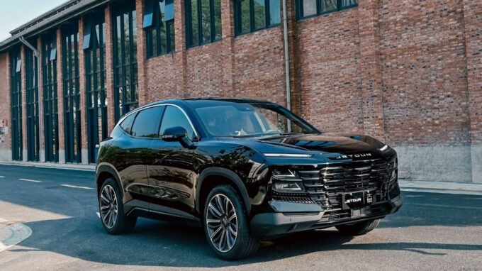 L'Offensive Jetour au Maroc : Smeia Inaugure son Premier Showroom et Lance les SUV T2 et Dashing 9 L'Offensive Jetour au Maroc :