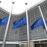 L'Union Européenne Dénonce avec Force