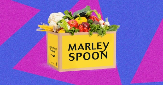 Marley Spoon meal kit ingredients and packaging