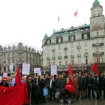 Couverture du livre «Les Marocains de Norvège» de Jamal Eddine Belarbi, illustrant la migration et les trajectoires de la diaspora marocaine.