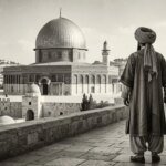 Mohammed Al-Taflati : L'Érudit Marocain Qui Devenait Mufti d'Al-Qods, Un Héritage Lumineux 2 Portrait stylisé d'un savant musulman du 18ème siècle, avec un turban et des livres anciens, symbolisant Mohammed Al-Taflati, le mufti marocain d'Al-Qods.