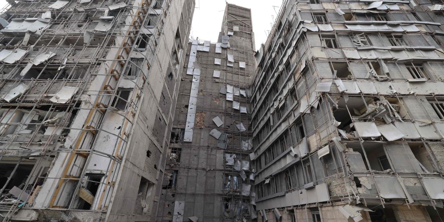 Hôpital Gandhi à Téhéran, endommagé après une frappe aérienne, le 2 mars 2026.