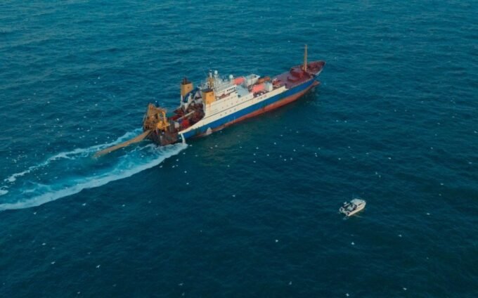 Naufrage spectaculaire au large de Laâyoune : Le « Dura Bulk » sombre, l'équipage sauvé in extremis 7 Naufrage spectaculaire au large de