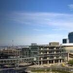 Le siège moderne de Naspers au Cap, symbole de la réussite technologique et économique des entreprises africaines.