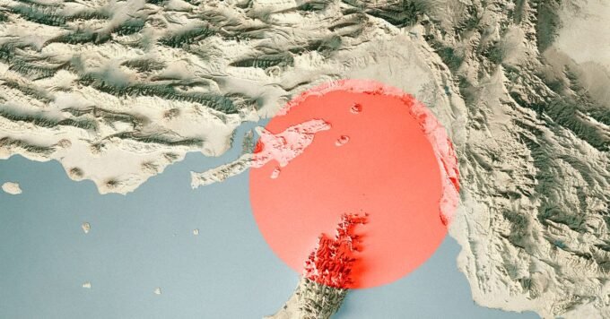 A map of the Persian Gulf showing the Strait of Hormuz, oil refineries, LNG terminals, and maritime shipping lanes, highlighting its critical role in global energy trade.