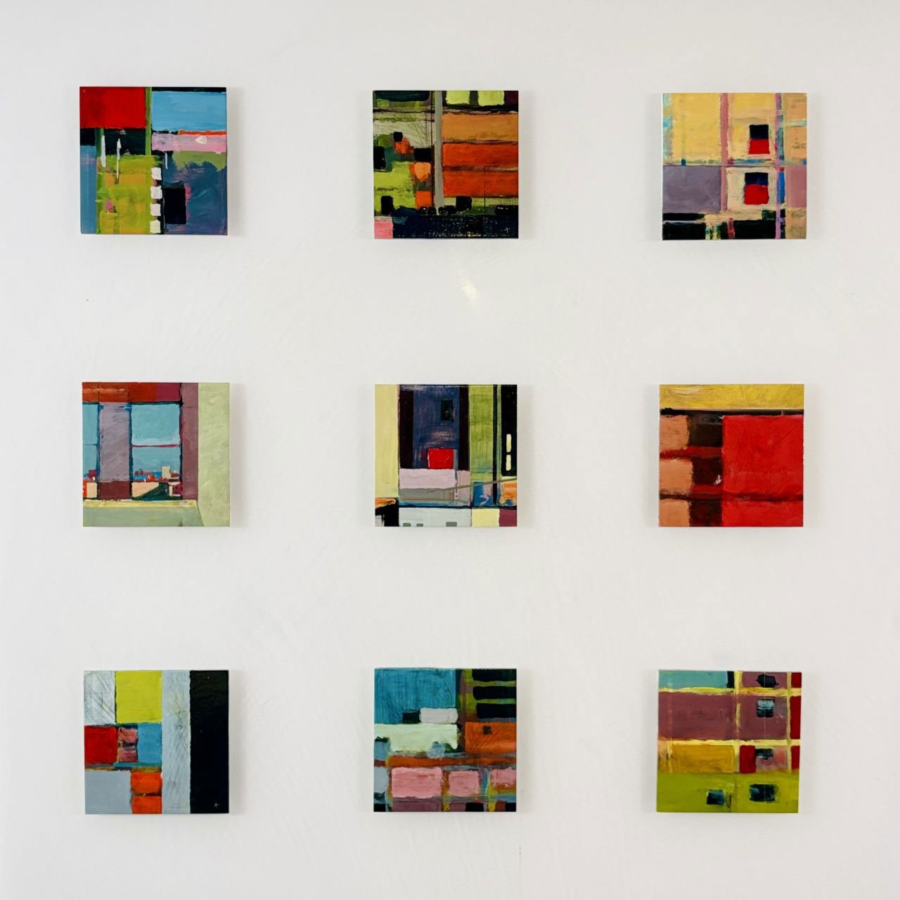 Barry Ginder: The Architect of Abstraction and Everyday Inspiration 3 Barry Ginder's abstract plexiglass art showcasing urban landscapes and architectural designs.