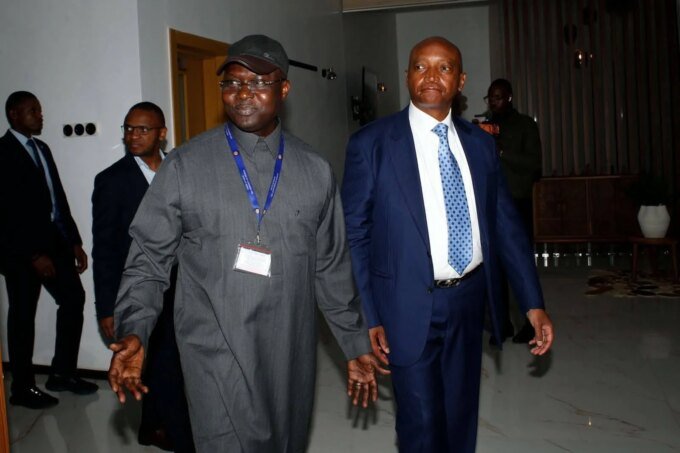 CAN 2025 : Patrice Motsepe à Dakar, un mois après la controverse du «tapis vert» 9 CAN 2025 : Patrice Motsepe