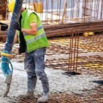 Vue aérienne d'une cimenterie moderne de Ciments du Maroc, symbolisant la croissance et l'innovation dans le secteur du BTP.