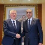 Abdellatif Hammouchi et Tomasz Siemoniak lors de leur rencontre à Rabat