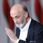 صورة لسمير جعجع يتحدث في مقابلة تلفزيونية