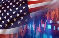 رسوم بيانية لمؤشرات الأسهم الأمريكية وأسعار النفط تظهر التذبذب والارتفاع