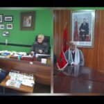 شفشاون: بودكاست شبابي يسلط الضوء على تحديات الأمن الغذائي وتغير المناخ 6 الشابة هبة السطار خلال تسجيل بودكاست حول تأثير الأمطار الغزيرة على الأمن الغذائي في شفشاون.