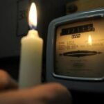 صورة لعائلات بدوار بلفلاح بأكفاي تعيش بدون كهرباء، تظهر الحاجة الملحة للربط الكهربائي.