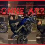 شرطي يوقف سائق دراجة نارية في مراكش بسبب السياقة الاستعراضية