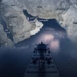 خريطة الشرق الأوسط تظهر مناطق التوتر الرئيسية مثل مضيق هرمز وباب المندب، مع إشارة إلى القوات الأمريكية والإيرانية.