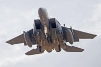 صورة جوية تظهر الدمار في إحدى البلدات اللبنانية الجنوبية بعد غارة إسرائيلية