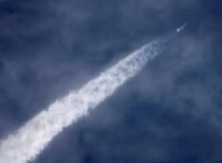 صورة مركبة تظهر رموزاً للجزائر، مصر، وإيران، مع إشارات للسياسة الدولية والتكنولوجيا العسكرية.