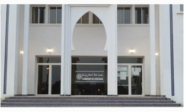 صورة لمبنى جماعة كزناية أو وثائق إدارية تتعلق بتدبير الرخص