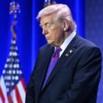 الرئيس الأمريكي دونالد ترمب يتحدث في مؤتمر صحفي حول سياسة إدارته تجاه إيران