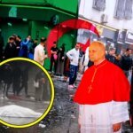 هجمات البليدة: تحليل أمني يربط توقيتها بزيارة البابا ودور النظام الجزائري المحتمل 8 صورة لمدينة البليدة الجزائرية بعد الهجمات، أو صورة للبابا ليون الرابع عشر أثناء زيارته للجزائر.