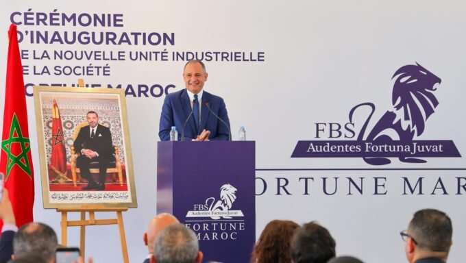 Vue d'ensemble des nouvelles lignes de production de biscuits et chocolats chez Fortune Maroc à Casablanca, symbolisant l'expansion industrielle et la création d'emplois.