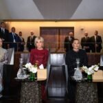 Les Princesses Lalla Khadija, Lalla Meryem et Lalla Hasnaa, accompagnées de Brigitte Macron, assistent au spectacle d'ouverture du Théâtre Royal de Rabat.