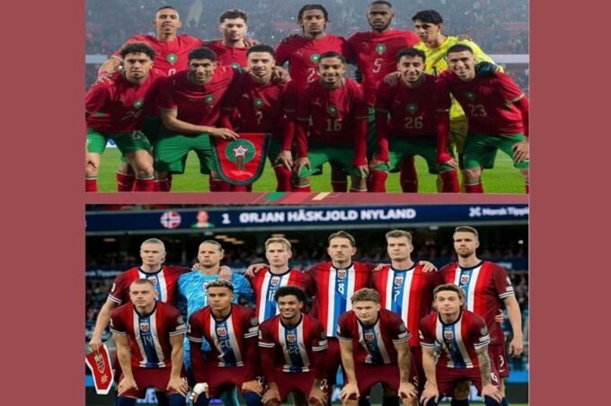 Lions de l'Atlas : Un choc Maroc-Norvège en juin pour peaufiner la stratégie Mondial 2026 ! 7 Joueurs de l'équipe nationale de football du Maroc célébrant un but lors d'un match international, avec le drapeau marocain en arrière-plan.