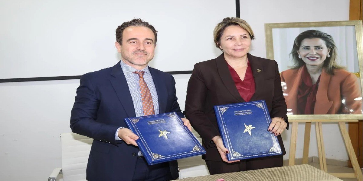 Signature de la convention de partenariat entre l'ONDE et l'UNESCO à Rabat pour le droit à l'éducation au Maroc.