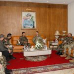 L'Inspecteur Général des FAR et le Commandant de l'AFRICOM lors de leur entretien au Maroc