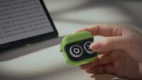 Boox Tappy wireless page-turning remote in green and orange