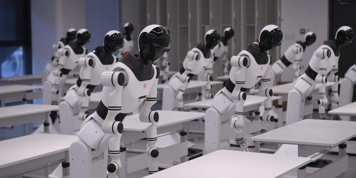 A gavel striking a sound block with a robotic hand, symbolizing legal decisions regarding AI and employment in China.