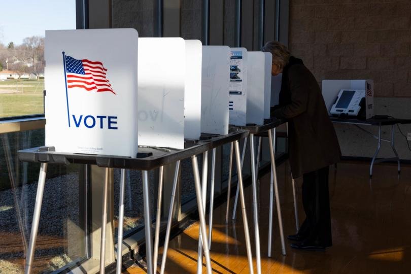 Chart showing U.S. voter priorities with cryptocurrency at the bottom