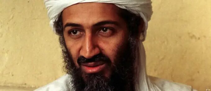 صورة أرشيفية لأسامة بن لادن، زعيم تنظيم القاعدة السابق، خلال فترة تواجده في السودان.