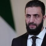 صورة للرئيس السوري أحمد الشرع، محور القلق الإسرائيلي بشأن إعادة بناء الجيش.