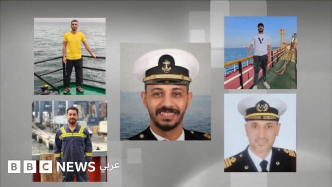 صورة لناقلة نفط شبيهة بـ M/T EUREKA تبحر في المياه الدولية، مع إشارة إلى منطقة القرصنة قبالة السواحل الصومالية.