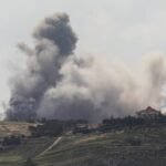 تمديد الهدنة في جنوب لبنان: آمال السلام تتصادم مع شبح الوجود الإسرائيلي الدائم 6 دخان يتصاعد من جنوب لبنان بعد ضربة إسرائيلية، مشهد من مرجعيون، 15 مايو 2026.