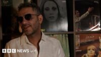 صورة فضل شاكر مع ابنه محمد خلال تصوير أغنية 'كيفك عا فراقي'