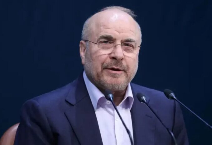 رئيس البرلمان الإيراني محمد باقر قاليباف في طهران (أرشيفية من رويترز)