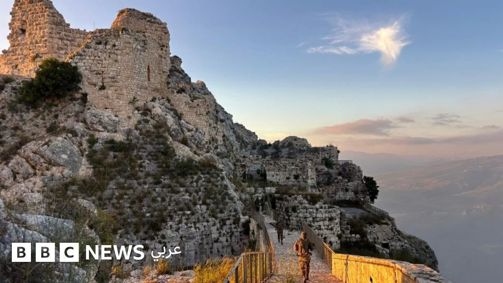 تصعيد متواصل في جنوب لبنان: إسرائيل تعلن السيطرة على قلعة الشقيف وسط تداعيات إنسانية وتحذيرات دولية 3 جنود إسرائيليون قرب قلعة الشقيف في جنوب لبنان
