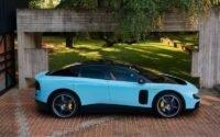 Ferrari Luce : Le Cheval