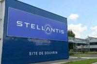 Stellantis, FaSTLAne 2030, plan stratégique, automobile, électrification, investissements, marques, technologie, croissance mondiale, Antonio Filosa, plateformes STLA, partenariats