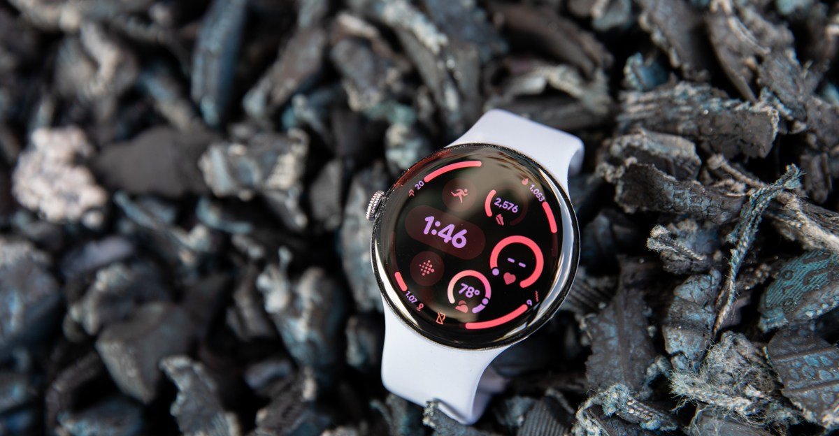 A Pixel Watch 4 displaying Wear OS 7 features, including new Wear Widgets and live updates.